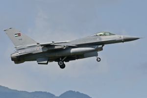 aviano august 13  2011 oup035 f 16a 674 6thsquadron al azraq ab rtb