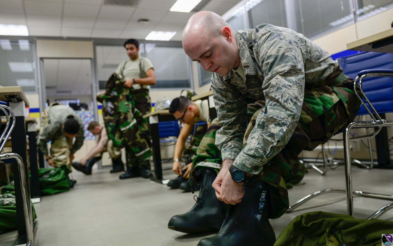 31 FW Airmen MOPP up