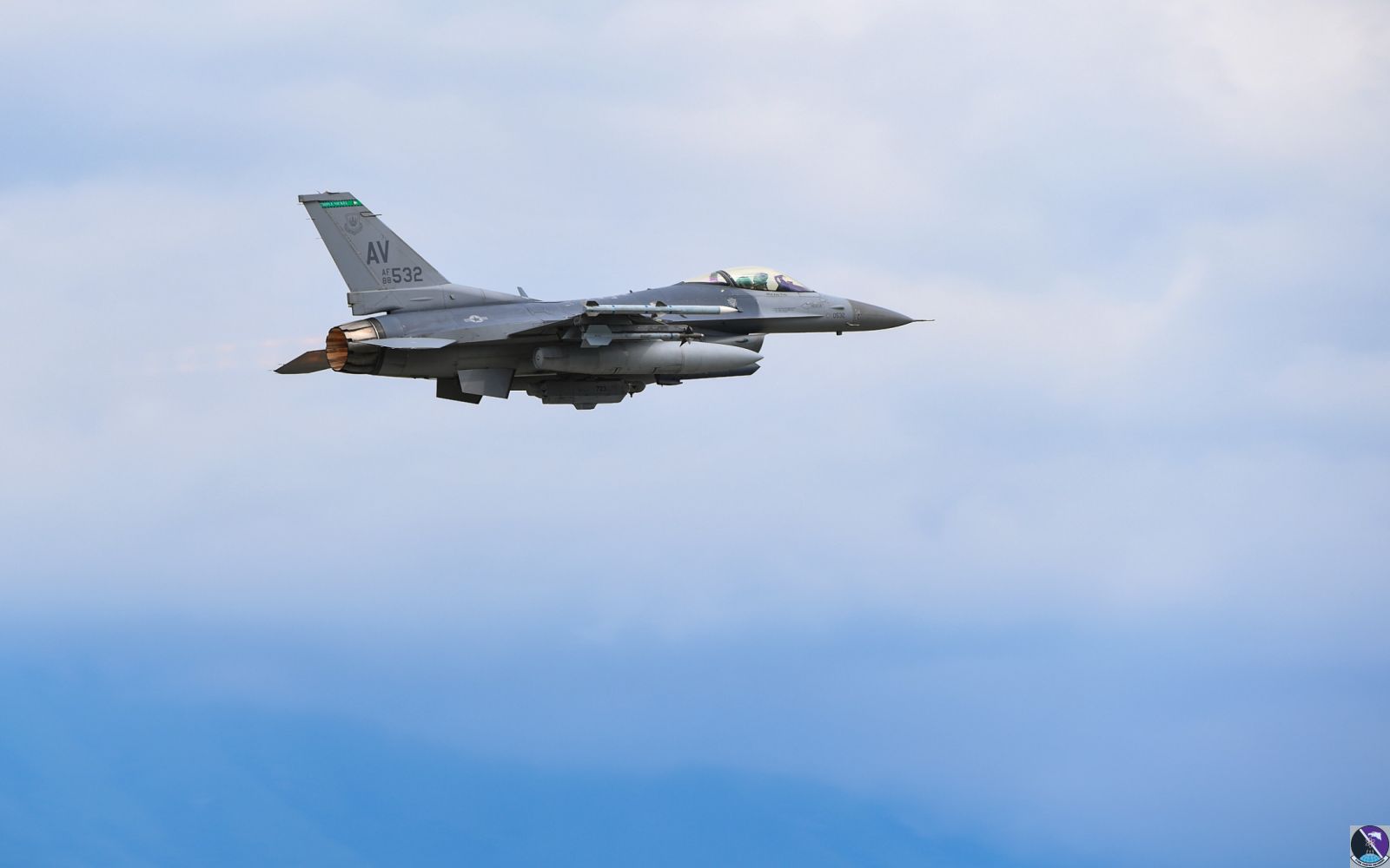 Fighting Falcons Take Off From Aviano